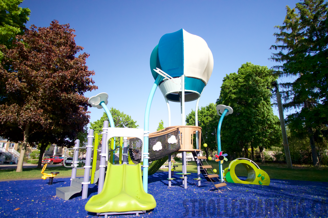 SaintAlphonse Park (BROSSARD) StrollerParking